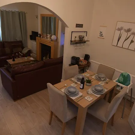 펜션 Free Parking 3-bedroom House Near Town