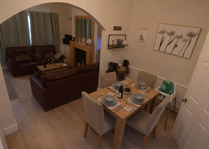 펜션 Free Parking 3-bedroom House Near Town